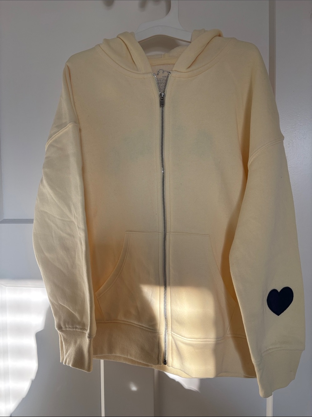 art class Cream Zip-Up Hoodie with Navy Heart girls 6/7